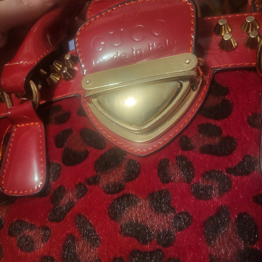 Stylish Red Leopard Print Handbag - Picture 2 of 10